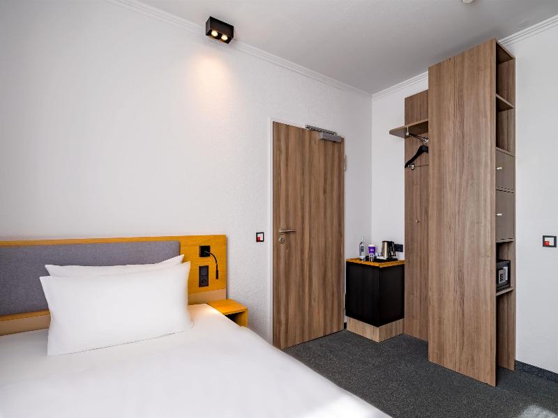 Spark by Hilton Wuppertal City Centre image