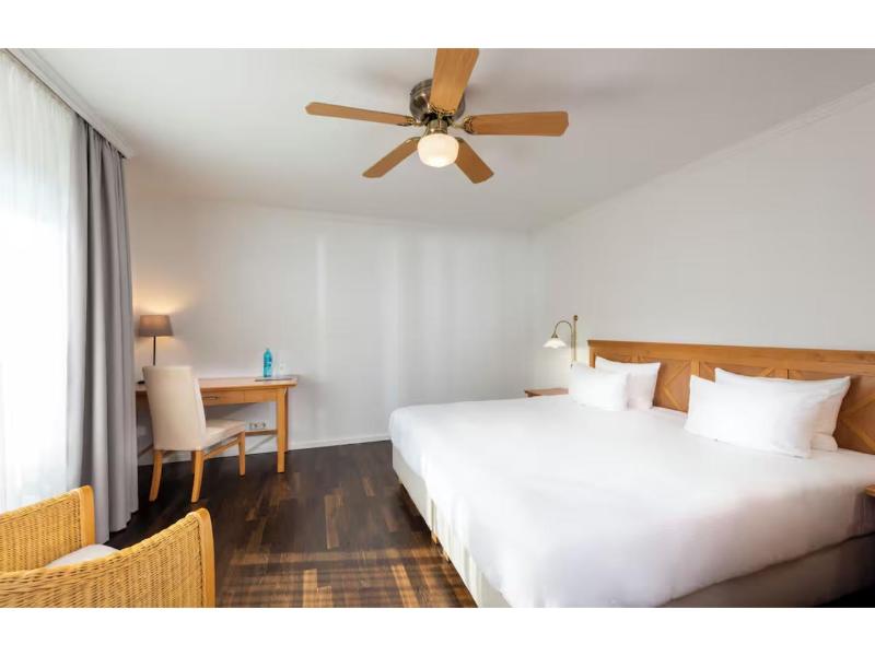 Sunday Resort Rugen - Hotel & SPLASH Erlebniswelt image