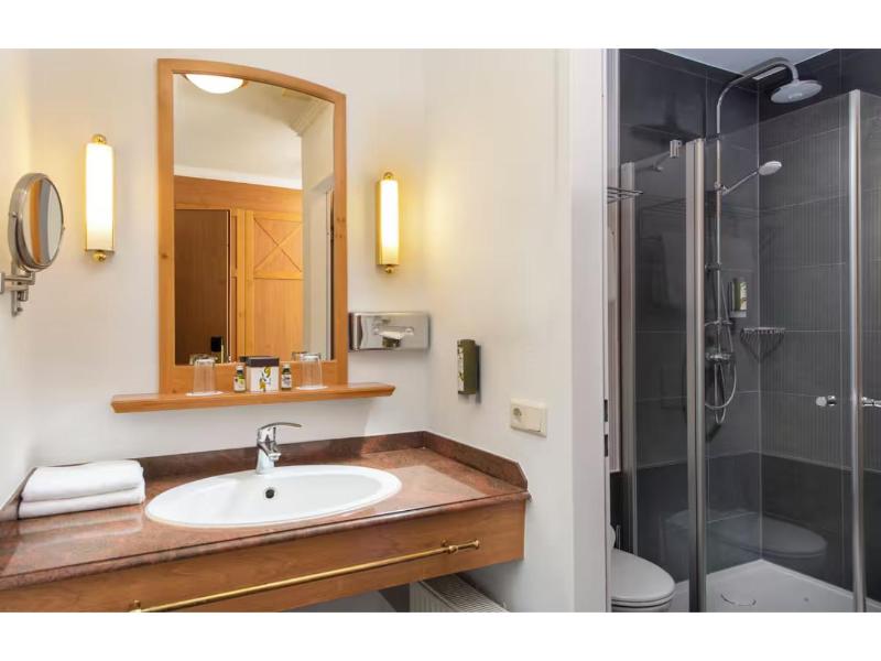 Sunday Resort Rugen - Hotel & SPLASH Erlebniswelt image
