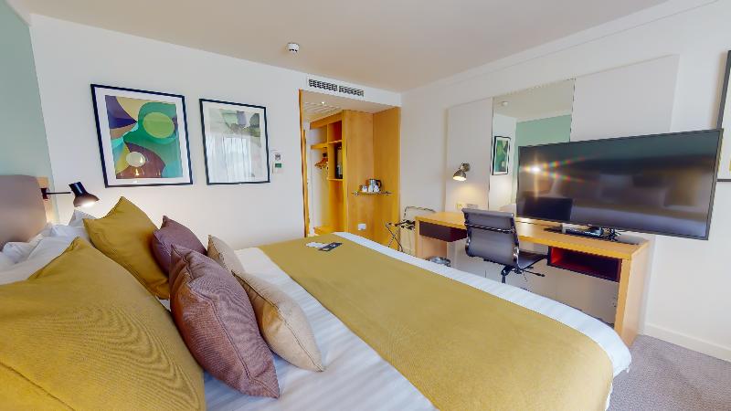 Holiday Inn Oxford image