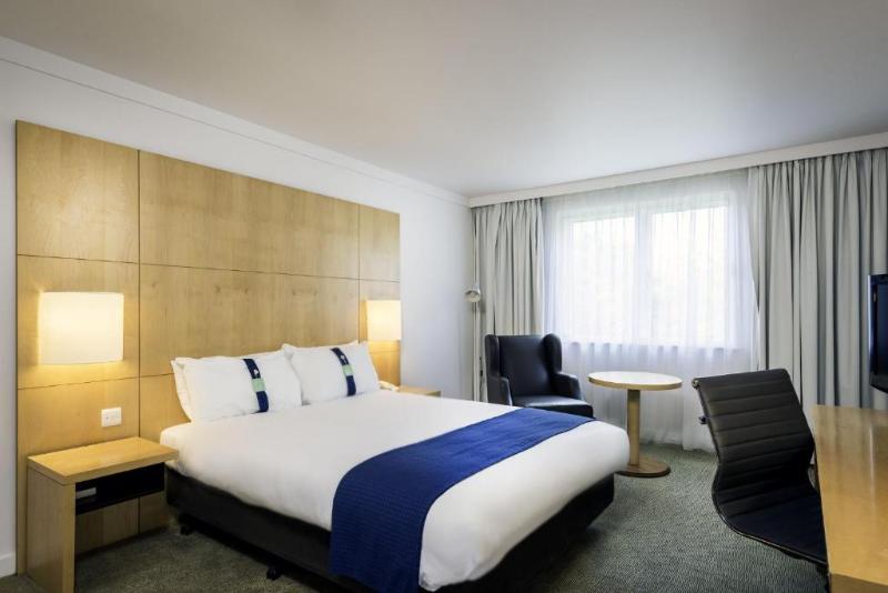 Holiday Inn Oxford image
