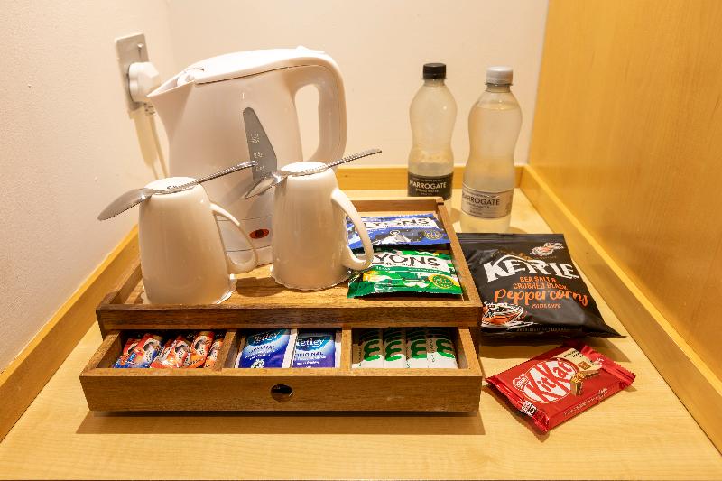 Holiday Inn Oxford image