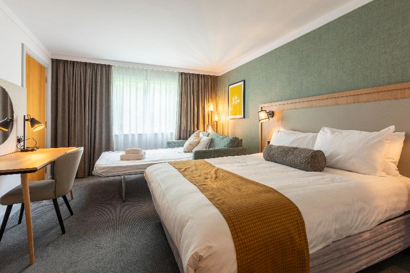 Holiday Inn Oxford image