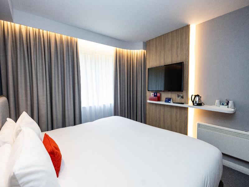 Holiday Inn Express Canterbury image