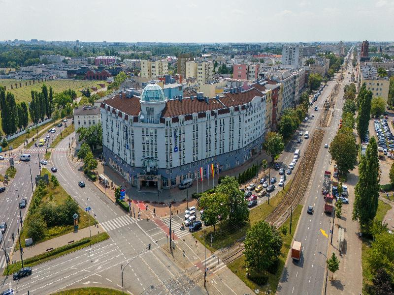 Radisson Blu Sobieski Hotel Warsaw image