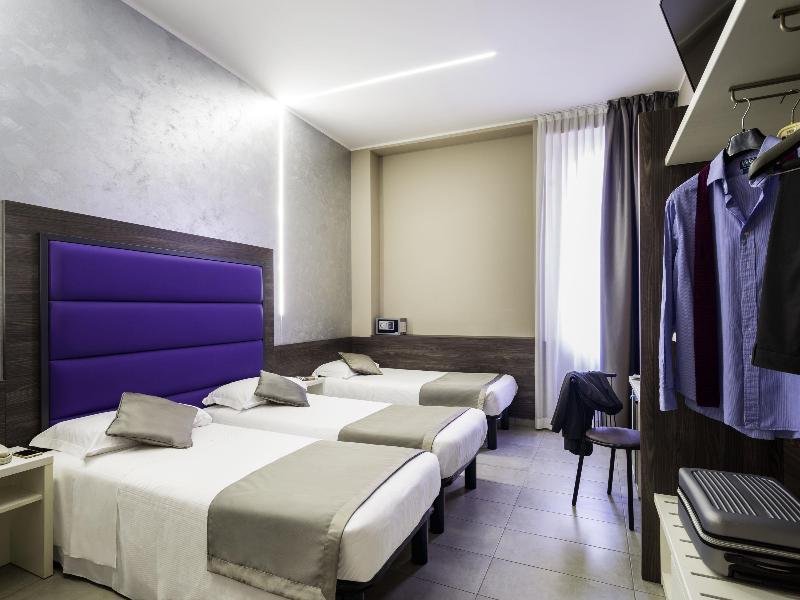 Ibis Styles Milano Centro image