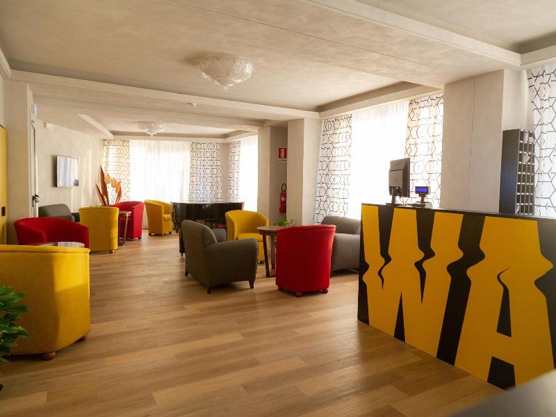 Wave Hotel image