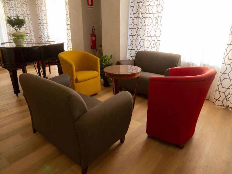 Wave Hotel image