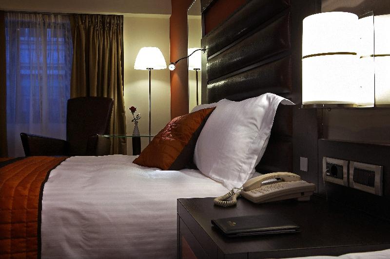 Crowne Plaza