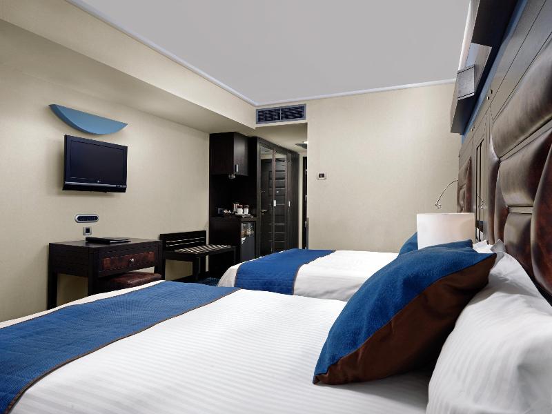 Crowne Plaza