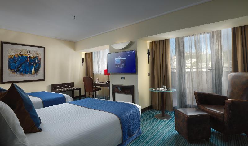 Crowne Plaza