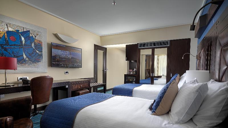 Crowne Plaza