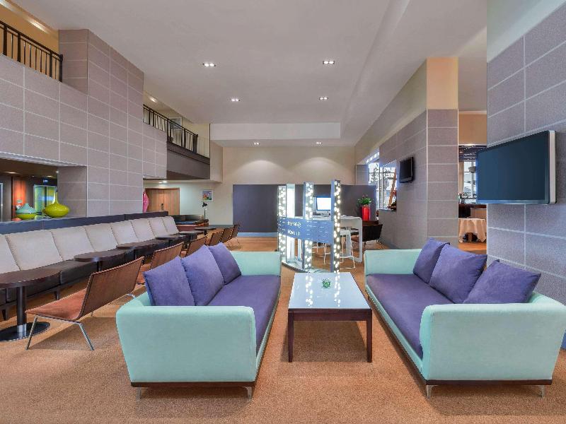 Novotel London Excel image