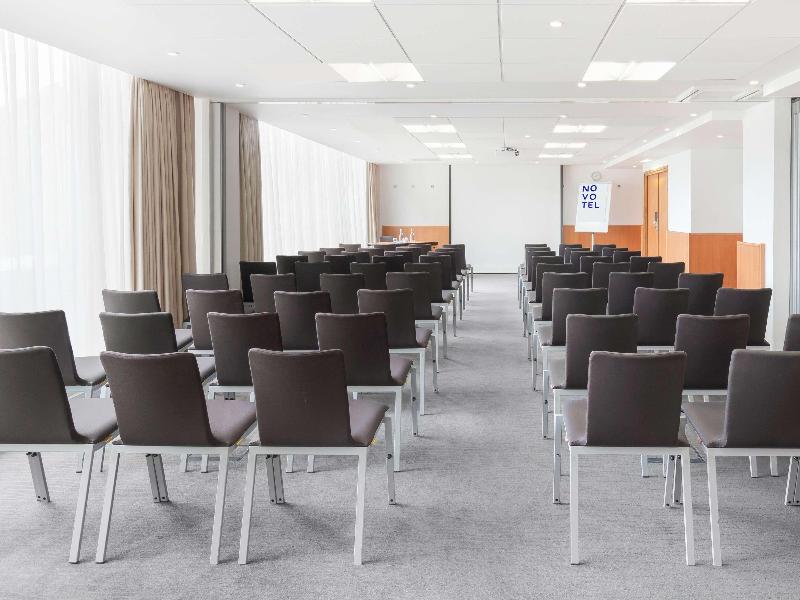 Novotel London Excel image