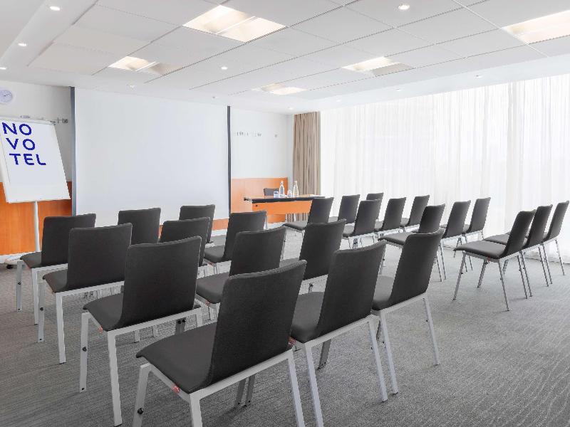 Novotel London Excel image