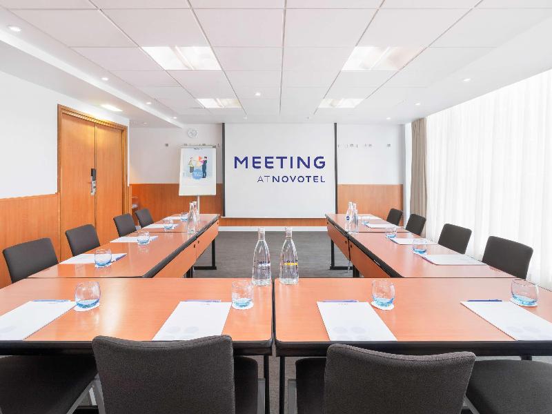 Novotel London Excel image
