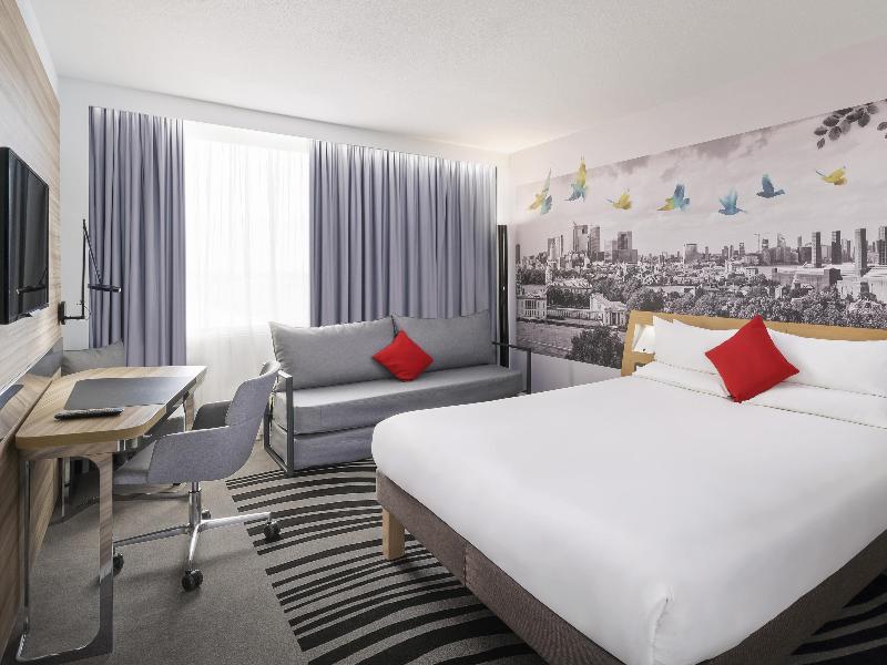 Novotel London Excel image