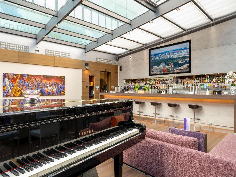 Park Inn by Radisson Berlin Alexanderplatz image