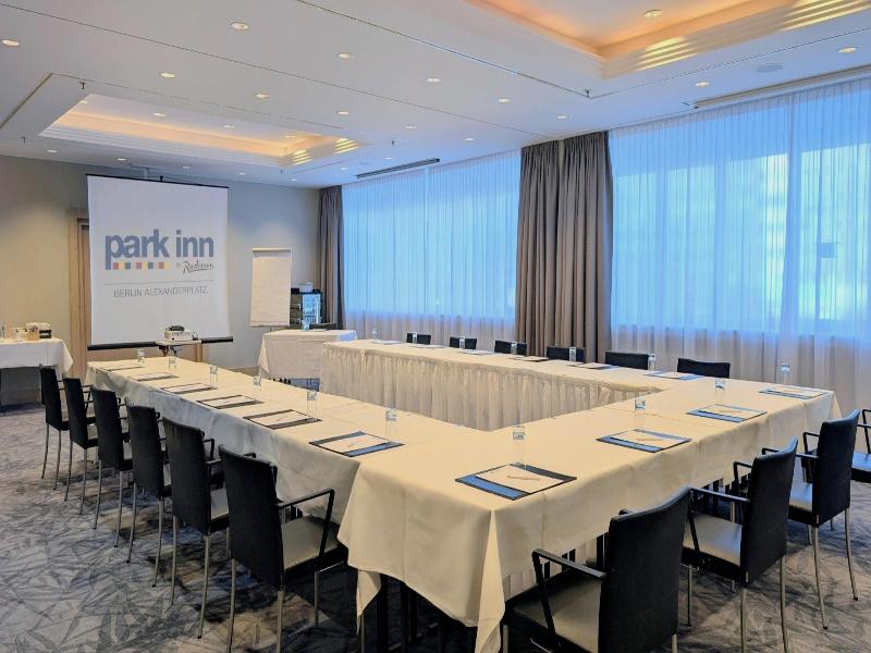 Park Inn by Radisson Berlin Alexanderplatz image