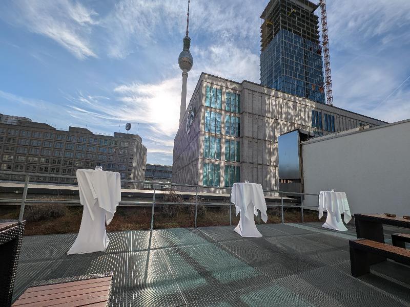Park Inn by Radisson Berlin Alexanderplatz image