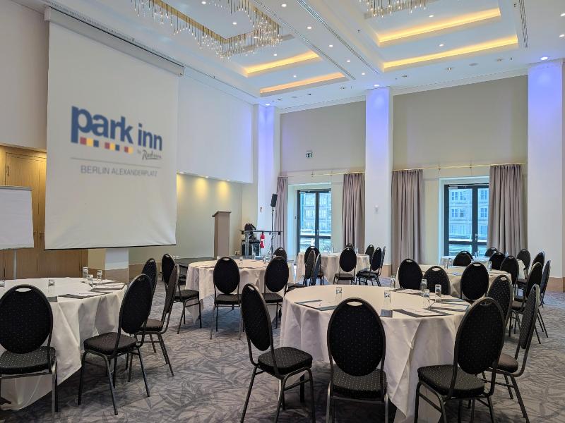Park Inn by Radisson Berlin Alexanderplatz image