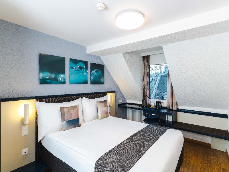 Hotel Bristol Zurich image