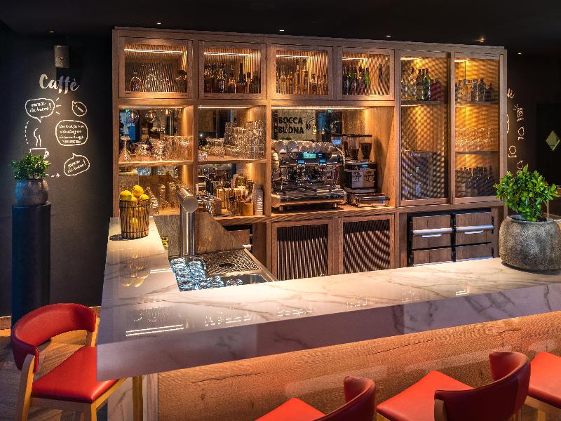 Radisson Hotel Zurich Airport image