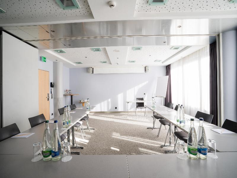 Radisson Hotel Zurich Airport image