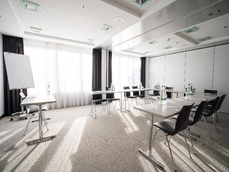 Radisson Hotel Zurich Airport image