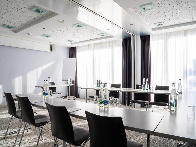 Radisson Hotel Zurich Airport image
