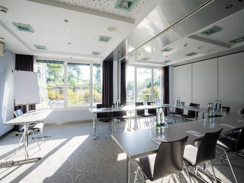Radisson Hotel Zurich Airport image