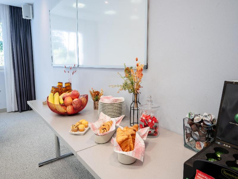 Radisson Hotel Zurich Airport image