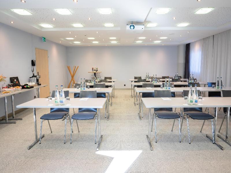 Radisson Hotel Zurich Airport image