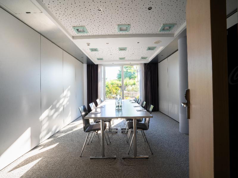 Radisson Hotel Zurich Airport image