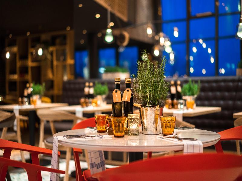 Radisson Hotel Zurich Airport image