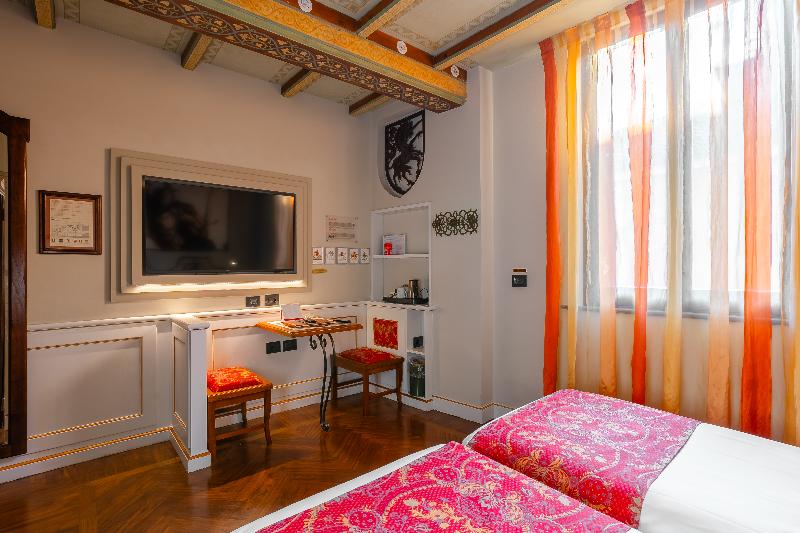 Art Commercianti Hotel