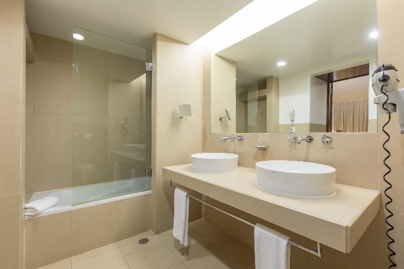 NAU Sao Rafael Suites image