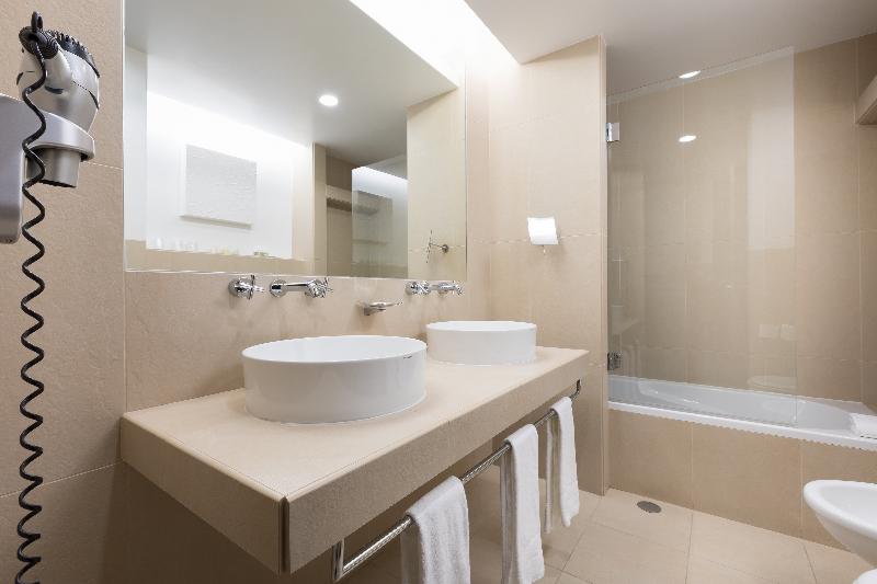 NAU Sao Rafael Suites image