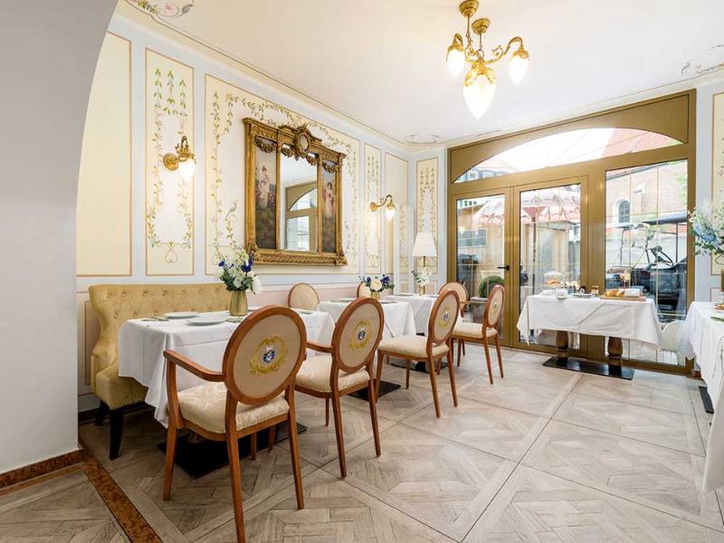 Hotel Du Train image