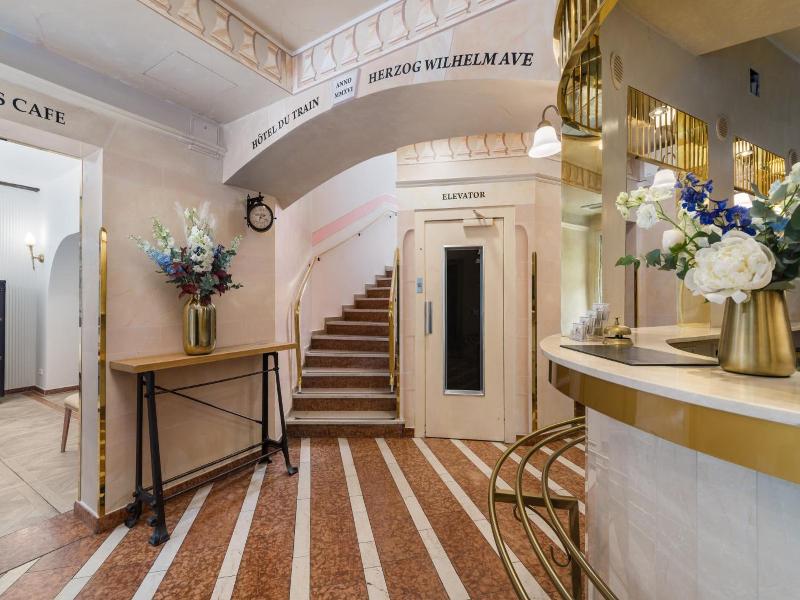 Hotel Du Train image