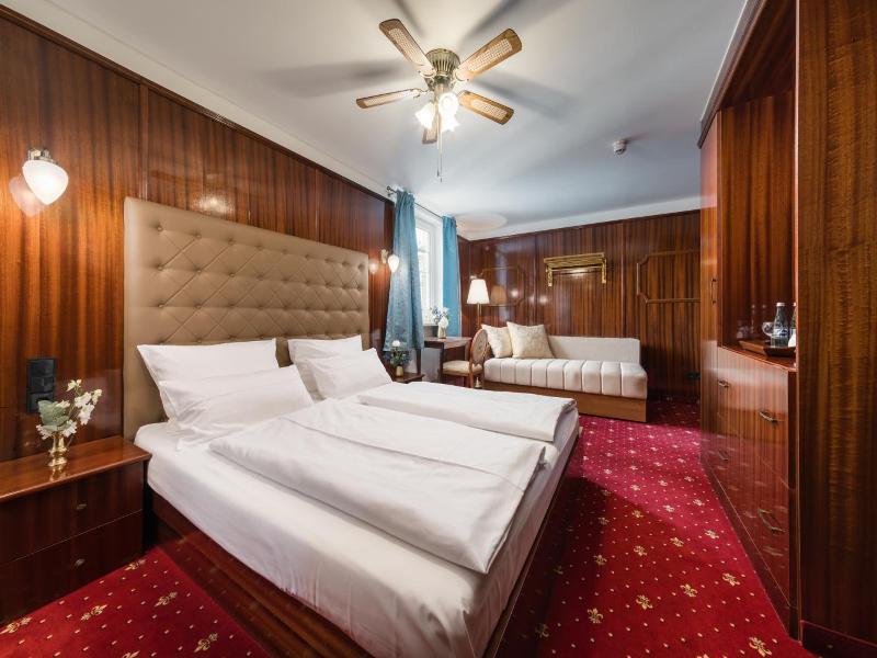 Hotel Du Train image