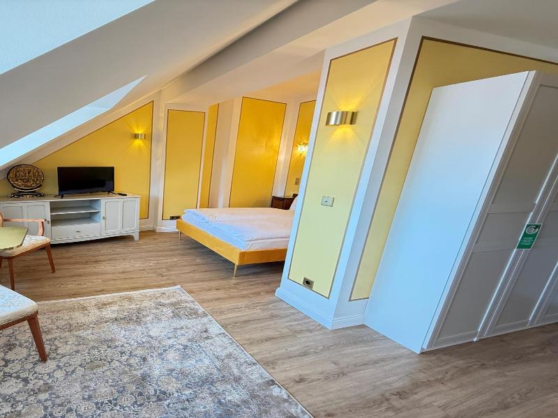 Hotel Du Train image