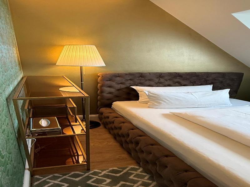 Hotel Du Train image