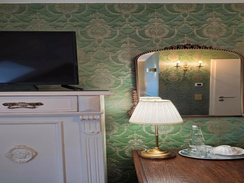 Hotel Du Train image