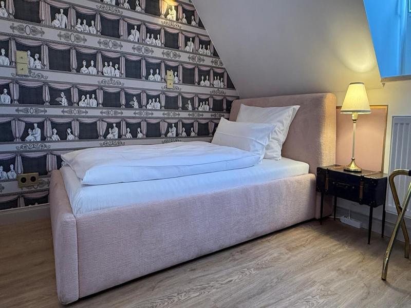 Hotel Du Train image