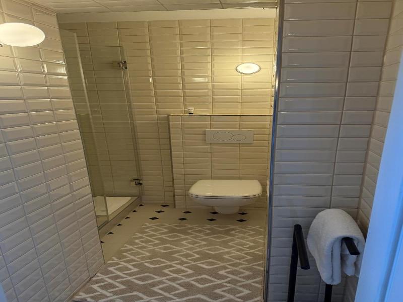 Hotel Du Train image