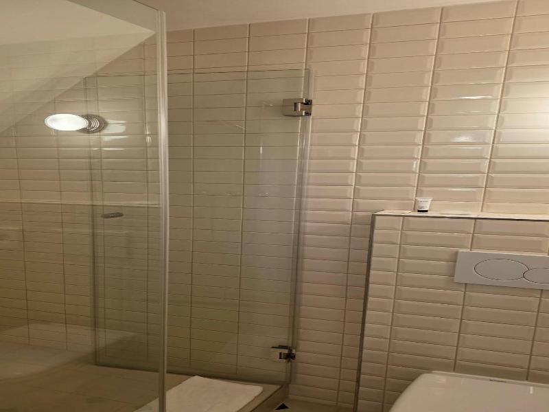 Hotel Du Train image