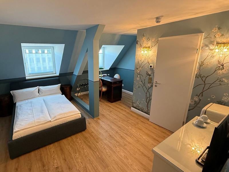 Hotel Du Train image