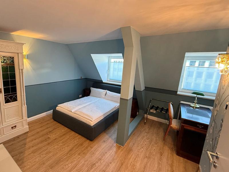 Hotel Du Train image