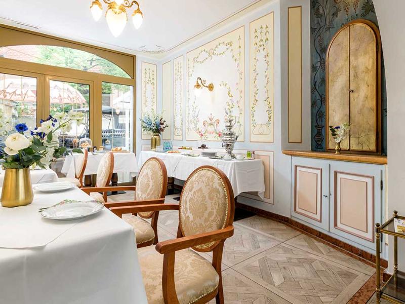 Hotel Du Train image